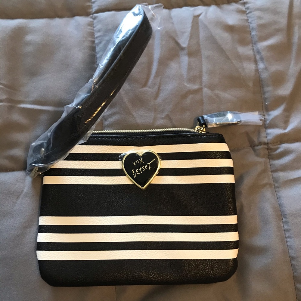 Betsey Johnson travel makeup bag